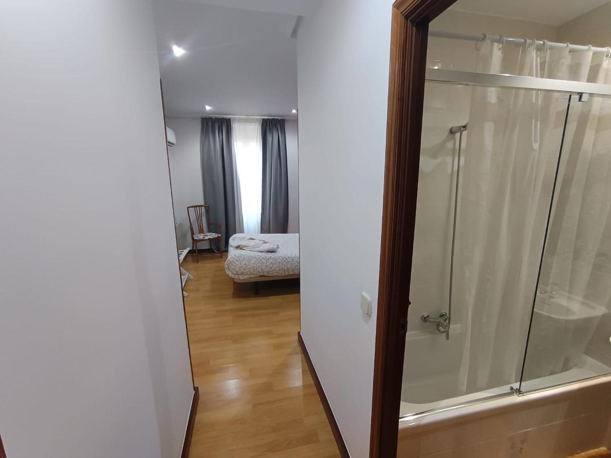 Double Room Private Bathroom